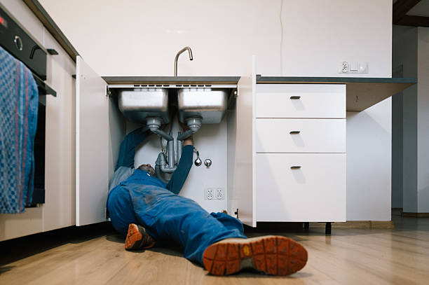 Professional Drain Cleaning technician working in Mc Daniels, KY